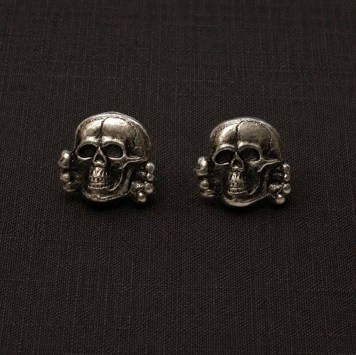 Totenkopf Earrings