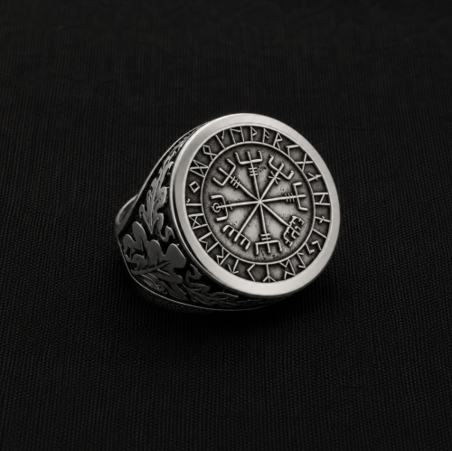 Vegvísir Ring